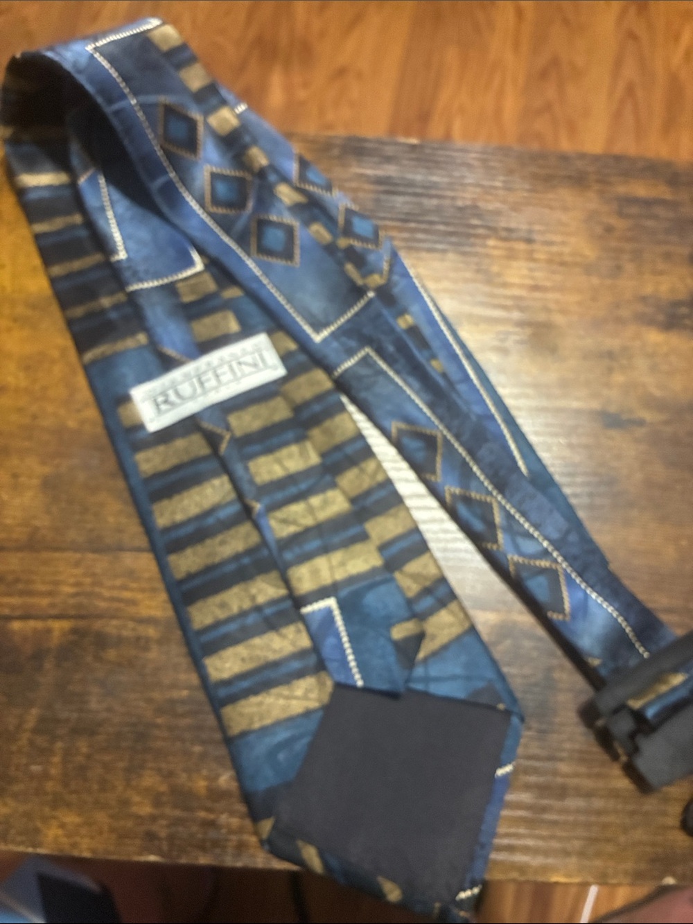 Men Pants Subcategory Identification
